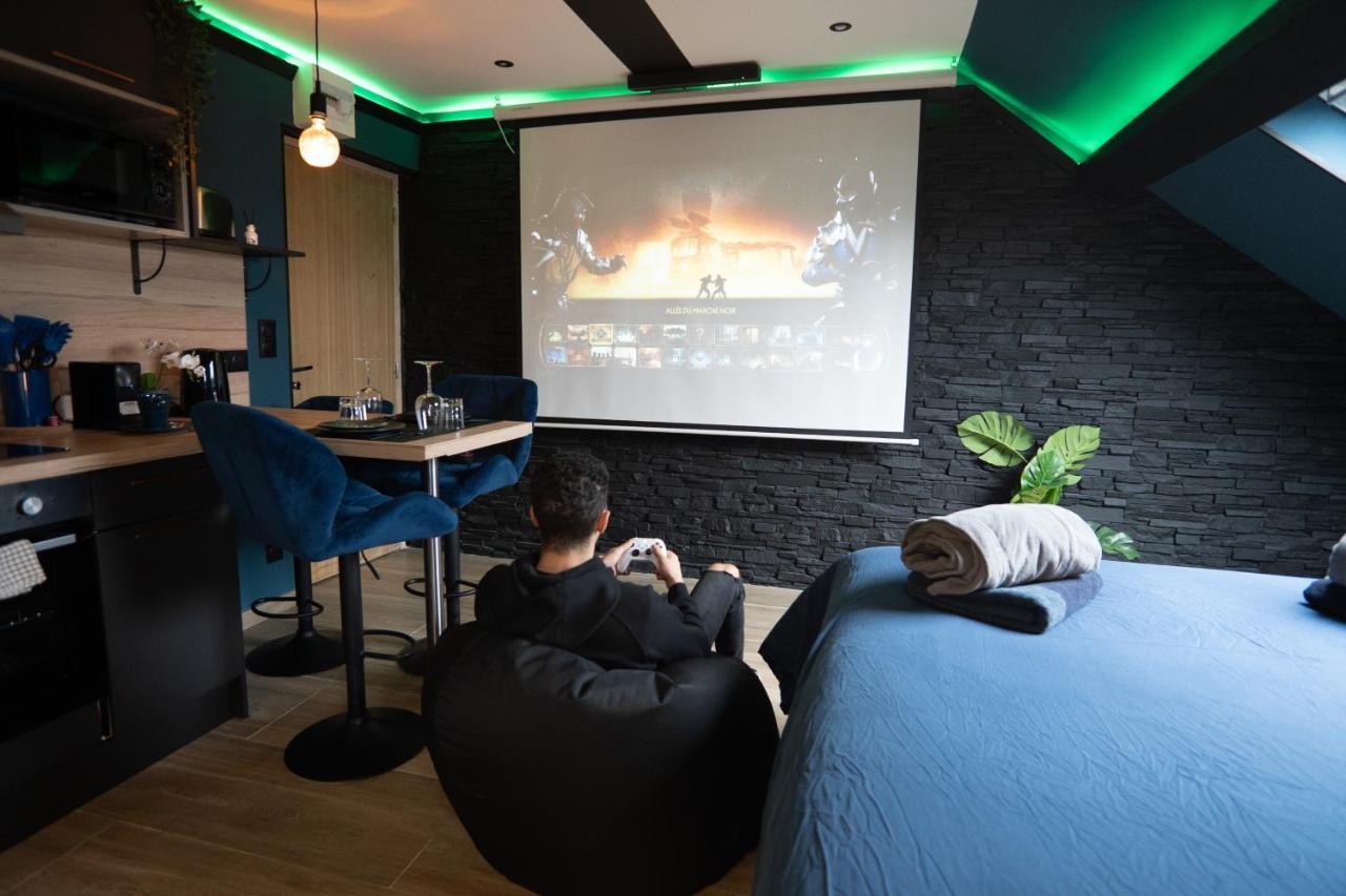 Capsule Color Deluxe Balneo I Ecran Home Cinema I Console De Jeux Trith-Saint-Leger Exterior photo